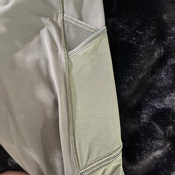 Lululemon womens legging - size 6 - Picture 4 of 9